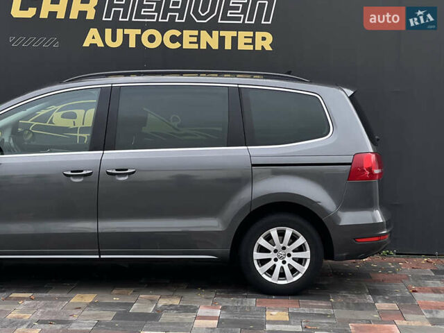 Сірий Фольксваген Шаран, об'ємом двигуна 2 л та пробігом 340 тис. км за 14000 $, фото 8 на Automoto.ua