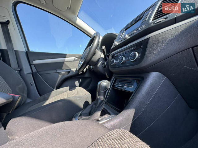 Серый Фольксваген Шаран, объемом двигателя 2 л и пробегом 285 тыс. км за 14300 $, фото 37 на Automoto.ua