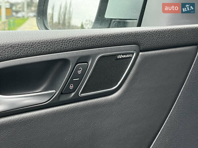 Серый Фольксваген Шаран, объемом двигателя 2 л и пробегом 180 тыс. км за 14750 $, фото 15 на Automoto.ua