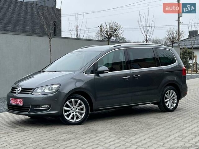 Серый Фольксваген Шаран, объемом двигателя 2 л и пробегом 267 тыс. км за 15950 $, фото 23 на Automoto.ua