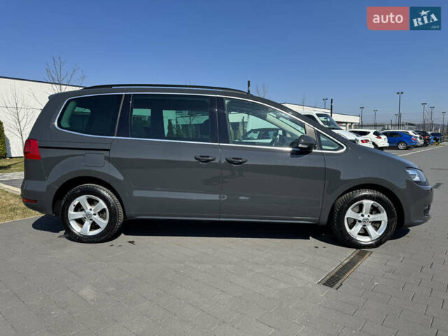 Серый Фольксваген Шаран, объемом двигателя 2 л и пробегом 285 тыс. км за 14300 $, фото 7 на Automoto.ua