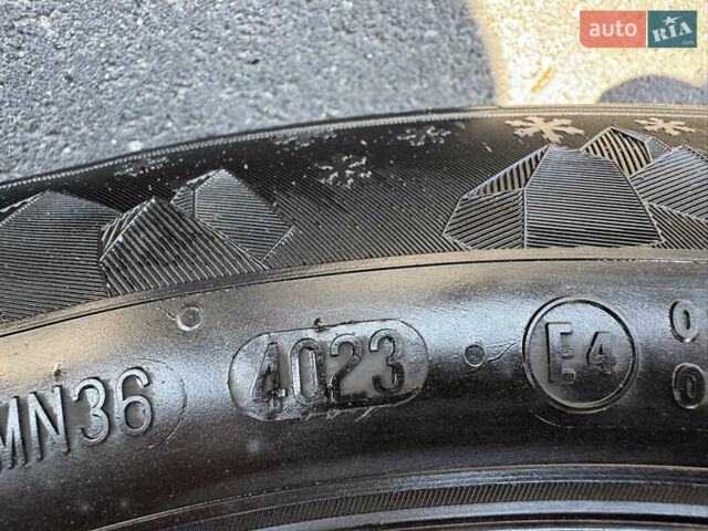 Серый Фольксваген Шаран, объемом двигателя 2 л и пробегом 285 тыс. км за 14300 $, фото 53 на Automoto.ua