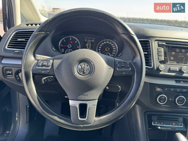 Серый Фольксваген Шаран, объемом двигателя 2 л и пробегом 285 тыс. км за 14300 $, фото 23 на Automoto.ua