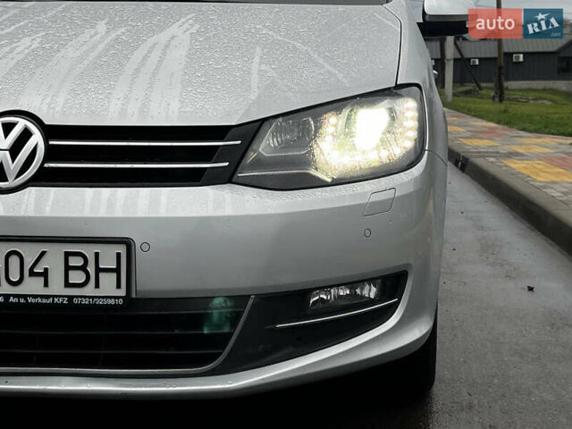Серый Фольксваген Шаран, объемом двигателя 2 л и пробегом 180 тыс. км за 14750 $, фото 21 на Automoto.ua