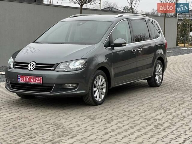 Серый Фольксваген Шаран, объемом двигателя 2 л и пробегом 267 тыс. км за 15950 $, фото 38 на Automoto.ua