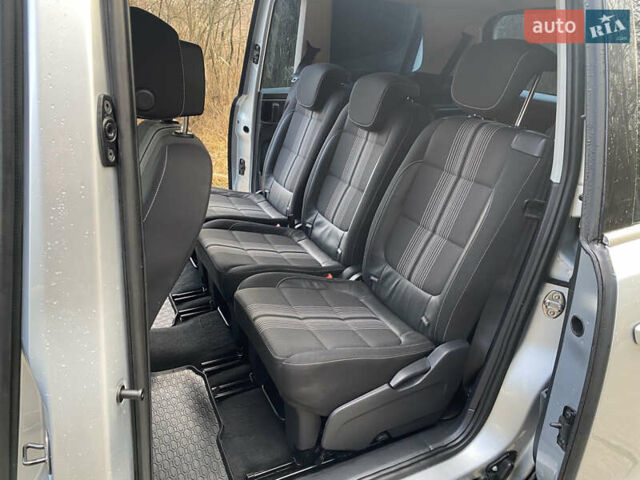 Серый Фольксваген Шаран, объемом двигателя 2 л и пробегом 257 тыс. км за 12900 $, фото 18 на Automoto.ua