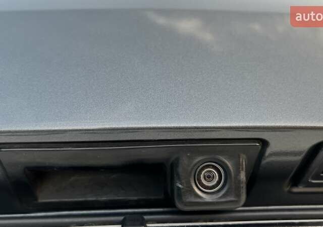 Серый Фольксваген Шаран, объемом двигателя 2 л и пробегом 267 тыс. км за 15950 $, фото 77 на Automoto.ua