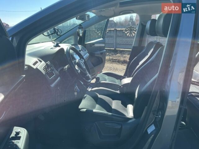 Серый Фольксваген Шаран, объемом двигателя 2 л и пробегом 267 тыс. км за 14350 $, фото 21 на Automoto.ua