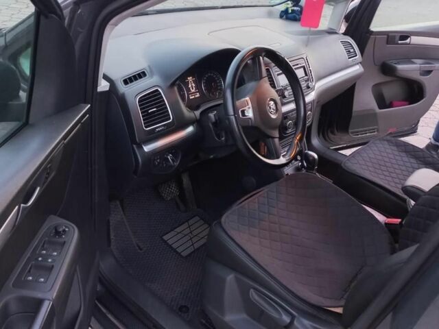 Серый Фольксваген Шаран, объемом двигателя 2 л и пробегом 1 тыс. км за 334 $, фото 4 на Automoto.ua