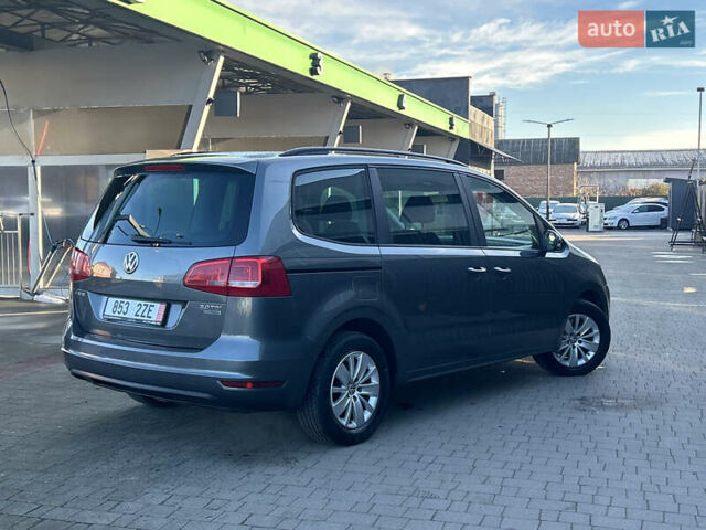 Серый Фольксваген Шаран, объемом двигателя 2 л и пробегом 247 тыс. км за 13999 $, фото 6 на Automoto.ua