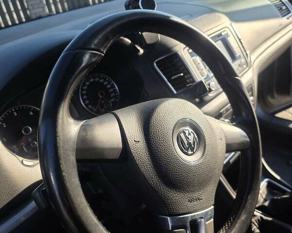 Серый Фольксваген Шаран, объемом двигателя 2 л и пробегом 249 тыс. км за 14000 $, фото 15 на Automoto.ua