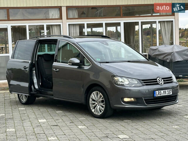 Фольксваген Шаран 2015 у Дрогобичі на Automoto.ua Сірий Фольксваген Шаран, об'ємом двигуна 2 л та пробігом 225 тис. км за 16499 $, фото 43 на Automoto.ua