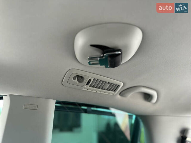 Фольксваген Шаран 2015 у Дрогобичі на Automoto.ua Сірий Фольксваген Шаран, об'ємом двигуна 2 л та пробігом 225 тис. км за 16499 $, фото 146 на Automoto.ua