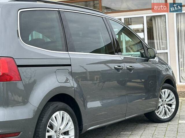 Фольксваген Шаран 2015 у Дрогобичі на Automoto.ua Сірий Фольксваген Шаран, об'ємом двигуна 2 л та пробігом 225 тис. км за 16499 $, фото 55 на Automoto.ua
