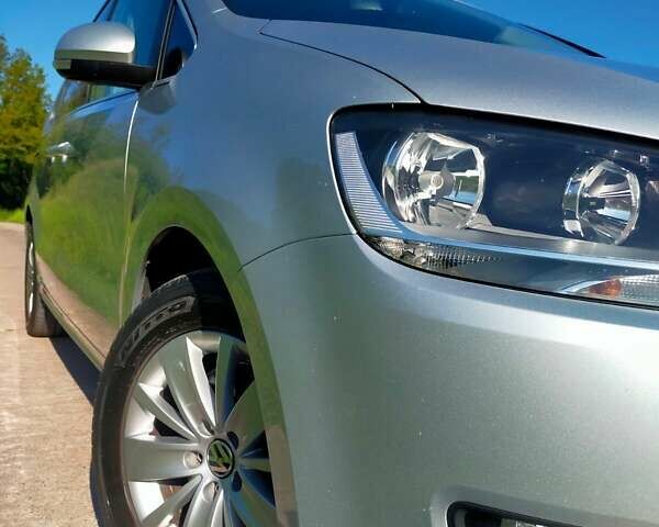 Сірий Фольксваген Шаран, об'ємом двигуна 1.97 л та пробігом 270 тис. км за 17700 $, фото 4 на Automoto.ua