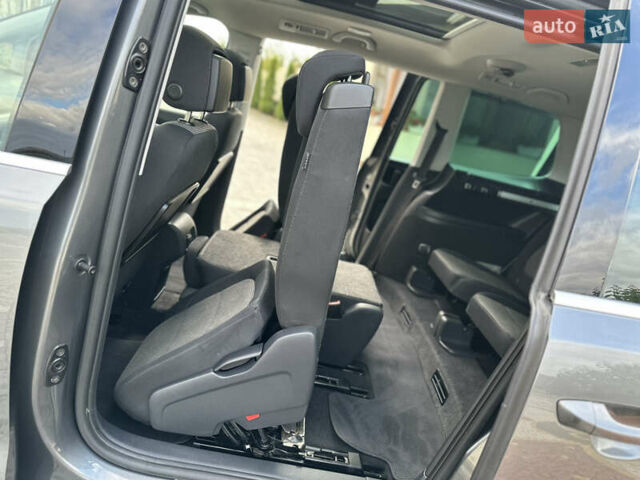 Фольксваген Шаран 2015 у Дрогобичі на Automoto.ua Сірий Фольксваген Шаран, об'ємом двигуна 2 л та пробігом 225 тис. км за 16499 $, фото 159 на Automoto.ua