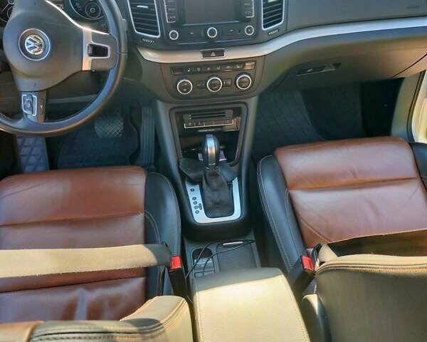 Сірий Фольксваген Шаран, об'ємом двигуна 1.97 л та пробігом 270 тис. км за 17700 $, фото 37 на Automoto.ua