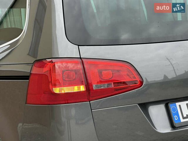 Фольксваген Шаран 2015 у Дрогобичі на Automoto.ua Сірий Фольксваген Шаран, об'ємом двигуна 2 л та пробігом 225 тис. км за 16499 $, фото 78 на Automoto.ua