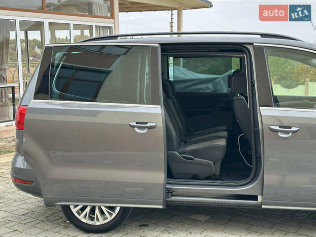 Фольксваген Шаран 2015 у Дрогобичі на Automoto.ua Сірий Фольксваген Шаран, об'ємом двигуна 2 л та пробігом 225 тис. км за 16499 $, фото 45 на Automoto.ua