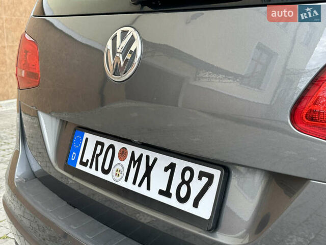 Фольксваген Шаран 2015 у Дрогобичі на Automoto.ua Сірий Фольксваген Шаран, об'ємом двигуна 2 л та пробігом 225 тис. км за 16499 $, фото 67 на Automoto.ua