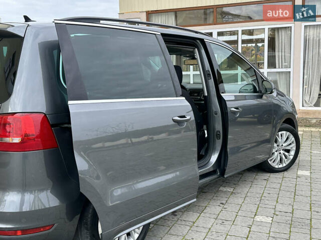 Фольксваген Шаран 2015 у Дрогобичі на Automoto.ua Сірий Фольксваген Шаран, об'ємом двигуна 2 л та пробігом 225 тис. км за 16499 $, фото 64 на Automoto.ua