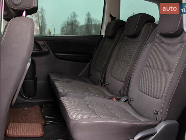 Серый Фольксваген Шаран, объемом двигателя 1.97 л и пробегом 250 тыс. км за 15900 $, фото 14 на Automoto.ua