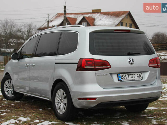 Серый Фольксваген Шаран, объемом двигателя 1.97 л и пробегом 250 тыс. км за 15900 $, фото 1 на Automoto.ua