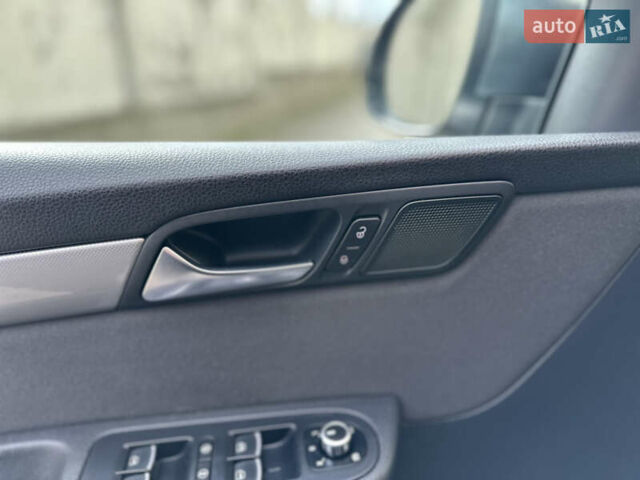 Фольксваген Шаран 2015 у Дрогобичі на Automoto.ua Сірий Фольксваген Шаран, об'ємом двигуна 2 л та пробігом 225 тис. км за 16499 $, фото 114 на Automoto.ua