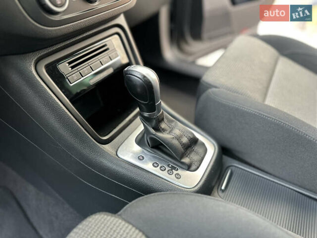 Фольксваген Шаран 2015 у Дрогобичі на Automoto.ua Сірий Фольксваген Шаран, об'ємом двигуна 2 л та пробігом 225 тис. км за 16499 $, фото 121 на Automoto.ua