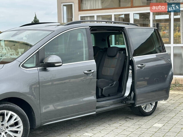 Фольксваген Шаран 2015 у Дрогобичі на Automoto.ua Сірий Фольксваген Шаран, об'ємом двигуна 2 л та пробігом 225 тис. км за 16499 $, фото 23 на Automoto.ua