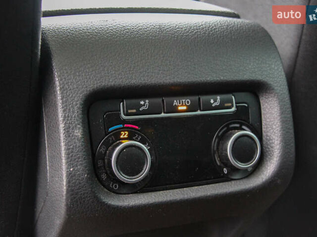 Серый Фольксваген Шаран, объемом двигателя 1.97 л и пробегом 250 тыс. км за 15900 $, фото 15 на Automoto.ua