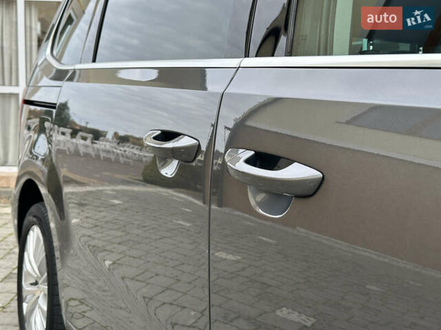 Фольксваген Шаран 2015 у Дрогобичі на Automoto.ua Сірий Фольксваген Шаран, об'ємом двигуна 2 л та пробігом 225 тис. км за 16499 $, фото 41 на Automoto.ua