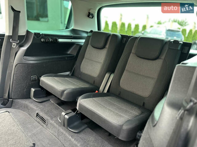 Фольксваген Шаран 2015 у Дрогобичі на Automoto.ua Сірий Фольксваген Шаран, об'ємом двигуна 2 л та пробігом 225 тис. км за 16499 $, фото 161 на Automoto.ua