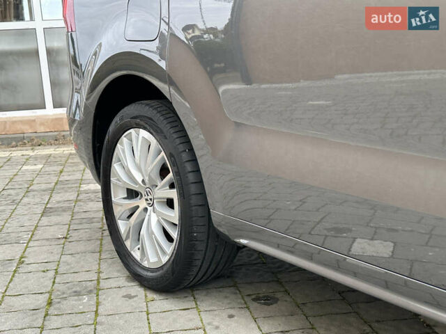 Фольксваген Шаран 2015 у Дрогобичі на Automoto.ua Сірий Фольксваген Шаран, об'ємом двигуна 2 л та пробігом 225 тис. км за 16499 $, фото 42 на Automoto.ua