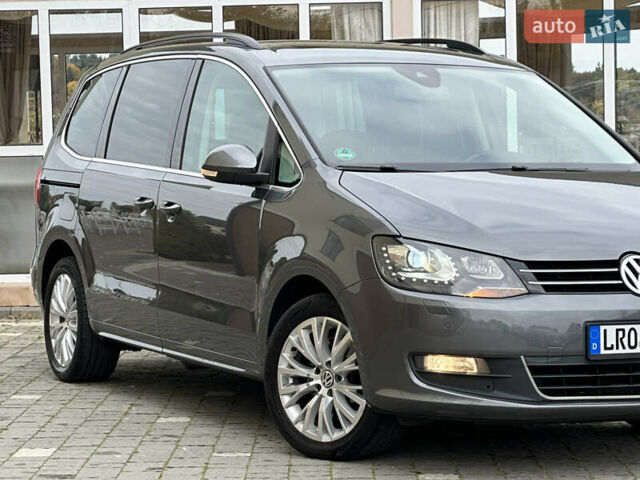 Фольксваген Шаран 2015 у Дрогобичі на Automoto.ua Сірий Фольксваген Шаран, об'ємом двигуна 2 л та пробігом 225 тис. км за 16499 $, фото 34 на Automoto.ua