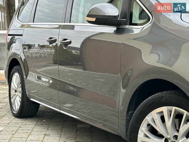Фольксваген Шаран 2015 у Дрогобичі на Automoto.ua Сірий Фольксваген Шаран, об'ємом двигуна 2 л та пробігом 225 тис. км за 16499 $, фото 38 на Automoto.ua