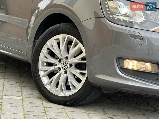 Фольксваген Шаран 2015 у Дрогобичі на Automoto.ua Сірий Фольксваген Шаран, об'ємом двигуна 2 л та пробігом 225 тис. км за 16499 $, фото 35 на Automoto.ua