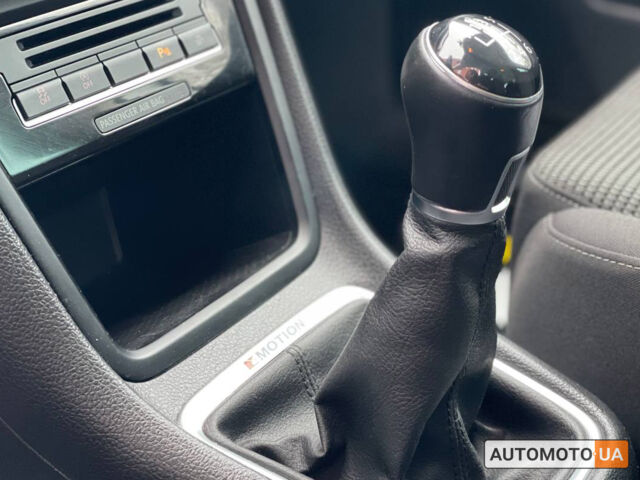 Серый Фольксваген Шаран, объемом двигателя 2 л и пробегом 216 тыс. км за 21100 $, фото 14 на Automoto.ua