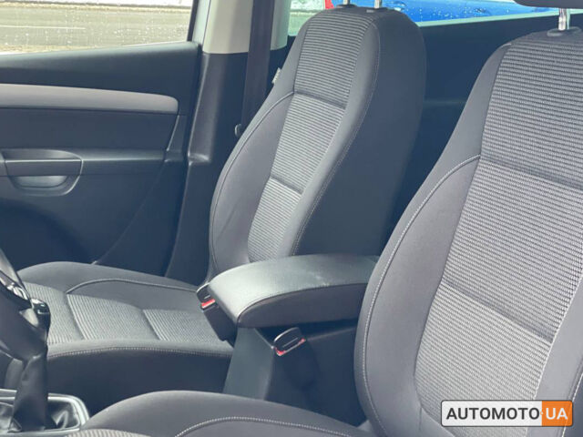 Серый Фольксваген Шаран, объемом двигателя 2 л и пробегом 216 тыс. км за 21100 $, фото 7 на Automoto.ua