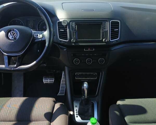 Сірий Фольксваген Шаран, об'ємом двигуна 1.97 л та пробігом 271 тис. км за 16600 $, фото 29 на Automoto.ua