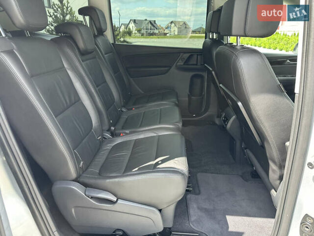 Серый Фольксваген Шаран, объемом двигателя 2 л и пробегом 244 тыс. км за 21300 $, фото 46 на Automoto.ua