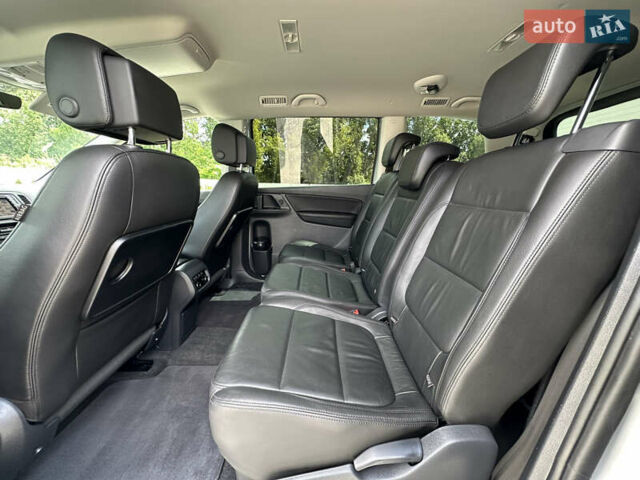 Сірий Фольксваген Шаран, об'ємом двигуна 2 л та пробігом 245 тис. км за 20700 $, фото 38 на Automoto.ua