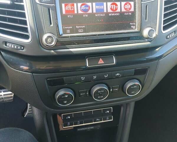 Сірий Фольксваген Шаран, об'ємом двигуна 1.97 л та пробігом 271 тис. км за 16600 $, фото 17 на Automoto.ua