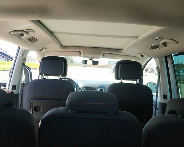 Сірий Фольксваген Шаран, об'ємом двигуна 1.97 л та пробігом 271 тис. км за 16600 $, фото 22 на Automoto.ua