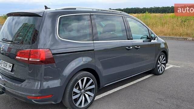 Серый Фольксваген Шаран, объемом двигателя 1.97 л и пробегом 255 тыс. км за 19399 $, фото 2 на Automoto.ua