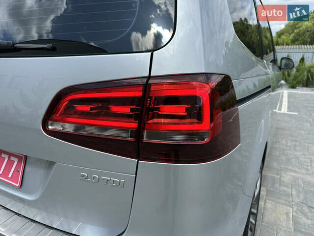 Серый Фольксваген Шаран, объемом двигателя 2 л и пробегом 244 тыс. км за 21300 $, фото 25 на Automoto.ua