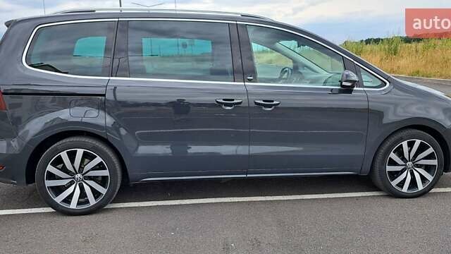 Серый Фольксваген Шаран, объемом двигателя 1.97 л и пробегом 255 тыс. км за 19399 $, фото 6 на Automoto.ua