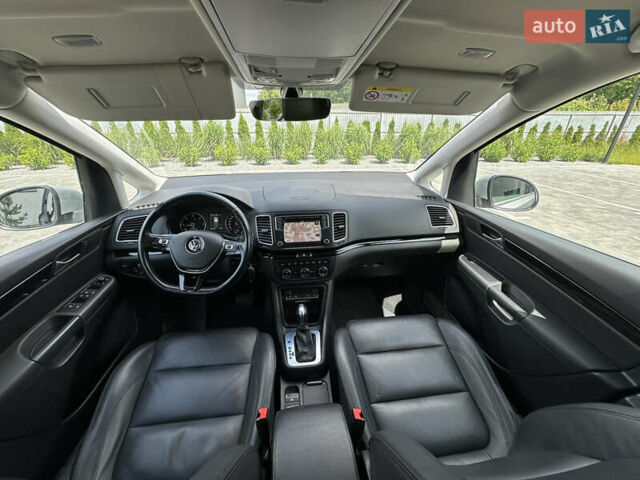Фольксваген Шаран 2017 в Луцке на Automoto.ua Серый Фольксваген Шаран, объемом двигателя 2 л и пробегом 244 тыс. км за 21500 $, фото 82 на Automoto.ua