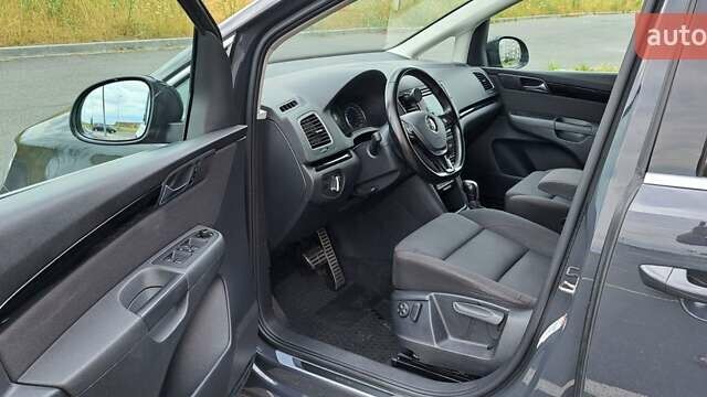 Серый Фольксваген Шаран, объемом двигателя 1.97 л и пробегом 255 тыс. км за 19399 $, фото 39 на Automoto.ua