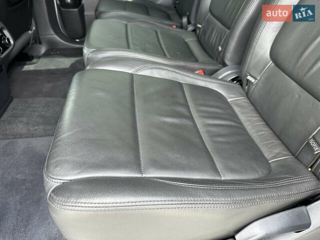 Серый Фольксваген Шаран, объемом двигателя 2 л и пробегом 244 тыс. км за 21300 $, фото 32 на Automoto.ua